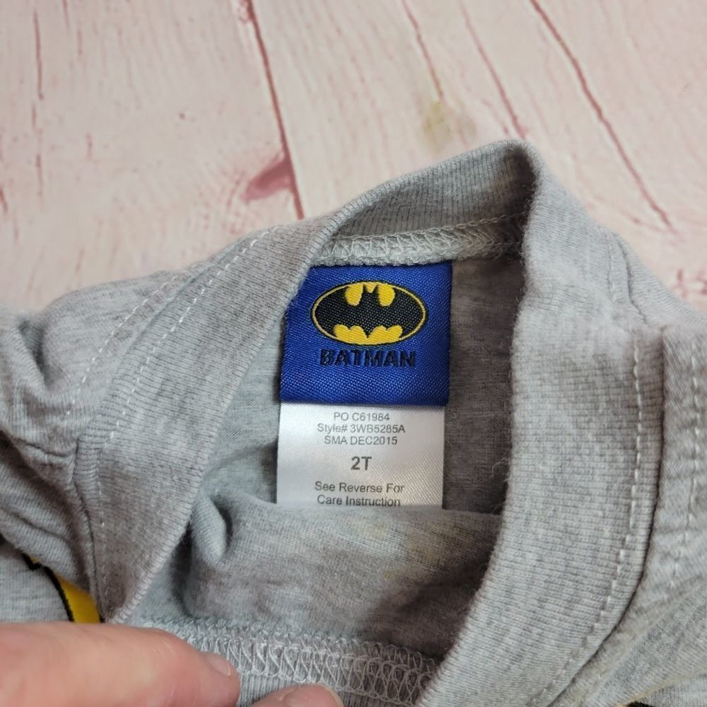 Batman outfit 2T - Picture 5 of 5